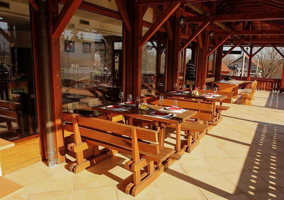 Vukovic House Hotel Seliste Dreznicko Ngoại thất bức ảnh